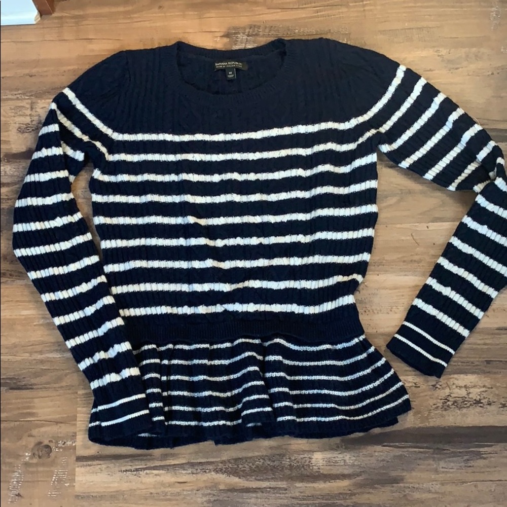 Brand new, never worn Banana Republic sweater.